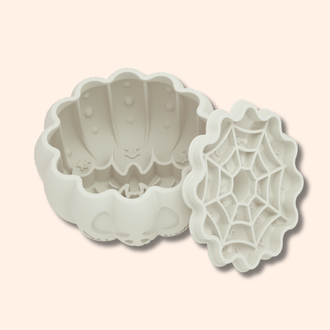 Coloris blanc avec couvercle en relief toile d'araignée