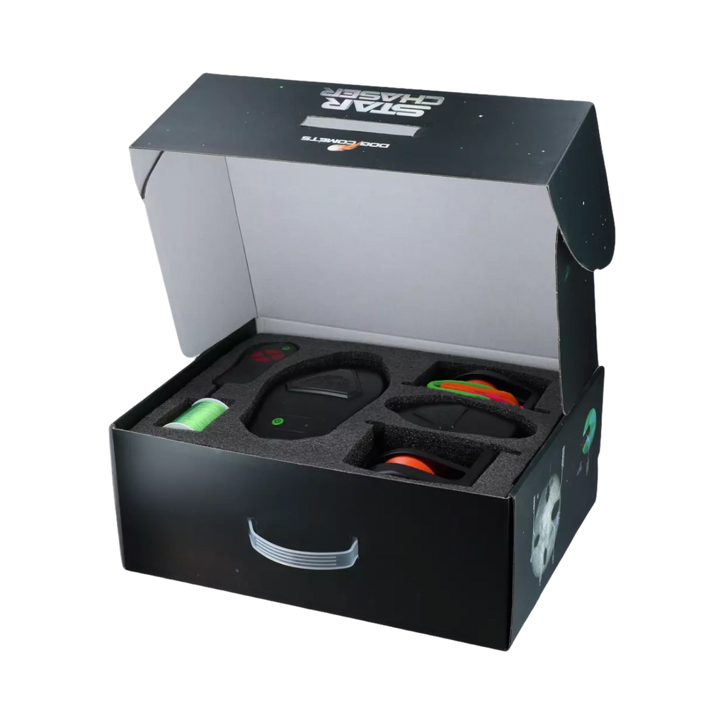 Coffret ouvert montrant le moteur et les accessoires rangés