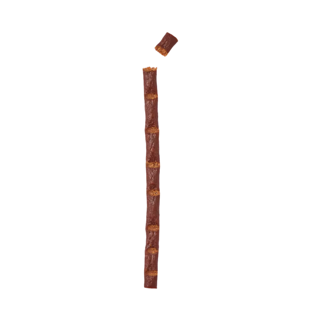 Un stick au saumon avec un morceau détaché