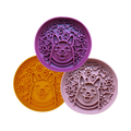 Trois gamelles corgi violette, orange et rose empilées