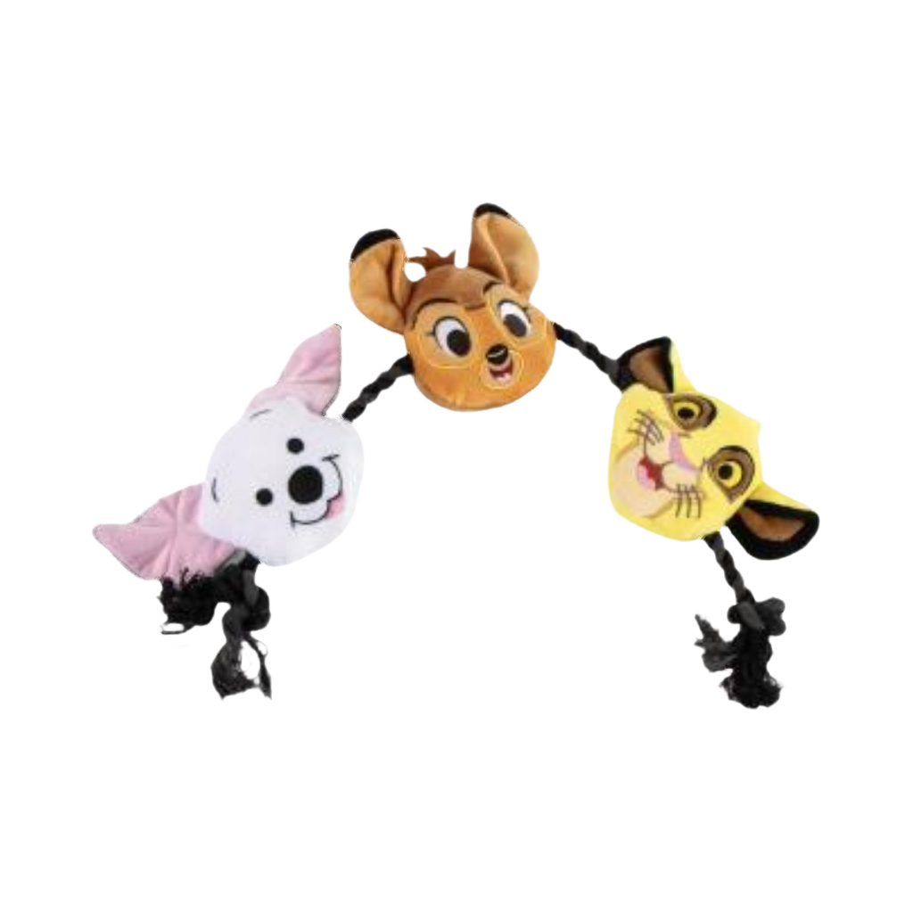 Trois têtes de personnages reliées par des cordes noires tressées
