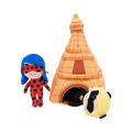 Tour Eiffel orange, Ladybug et Chat Noir caché dans l'entrée