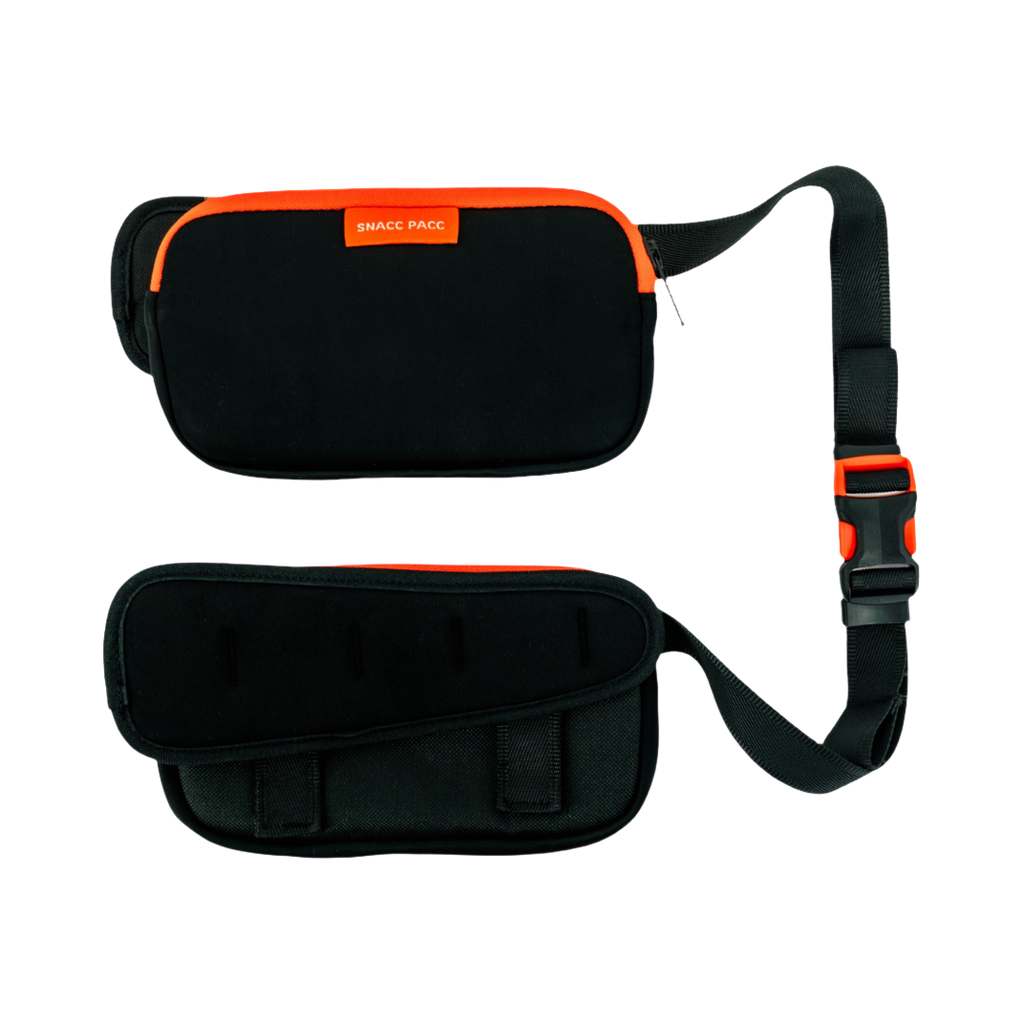 Deux pochettes noires à zip orange et sangle réglable