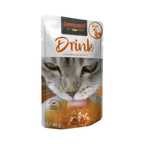 Sachet orange Leonardo Drink avec chat qui lèche