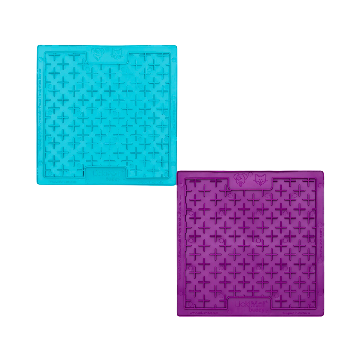 Deux tapis carrés turquoise et violet