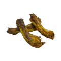 Deux cous de poulet séchés croisés
