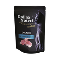 Sachet noir Dolina Noteci Premium Dishes Sterilised, bandeau bleu et viande d'agneau – pâtée pour chat 85 g