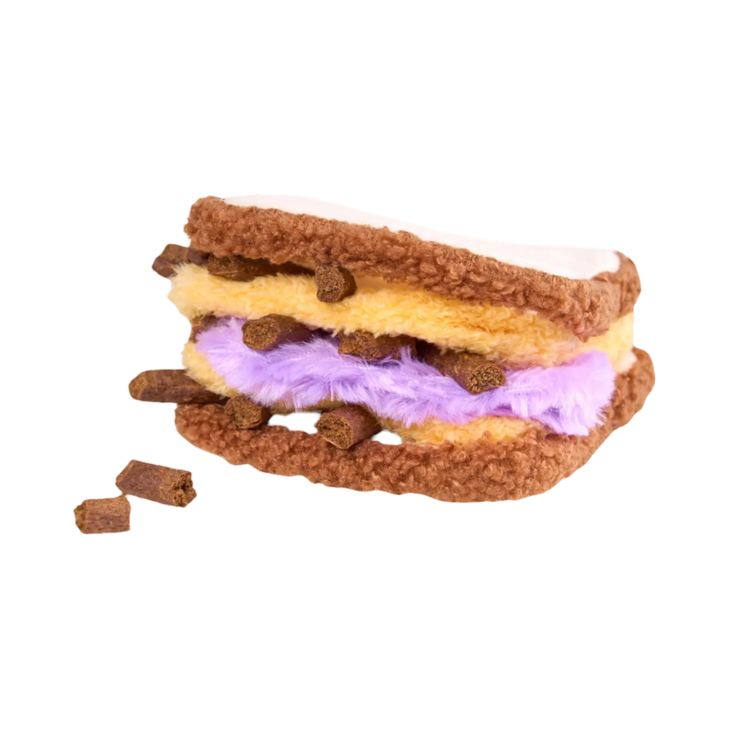 Sandwich entrouvert, couches violette et jaune moelleuses