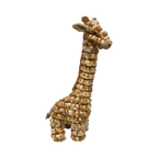 Girafe beige et caramel côtelée, cou tendu, de profil
