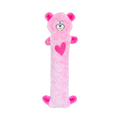 Ourson rose pâle allongé avec un cœur fuchsia sur le ventre