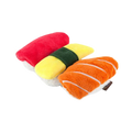 Trois sushis moelleux : thon rouge, omelette jaune et saumon