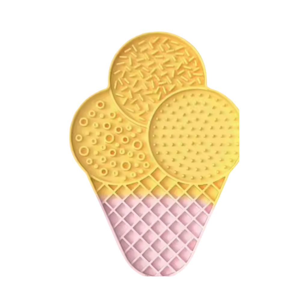 Cornet jaune à gaufre rose vu de face